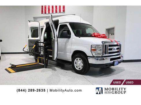 Used 2012 Ford E-350 and Econoline 350 XLT image 1