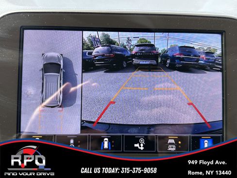Used 2022 Chevrolet Equinox LT AWD/4WD image 21