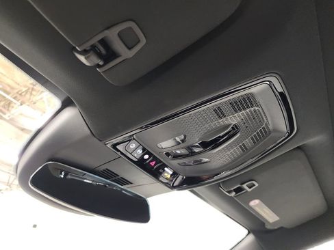 Used 2024 Cadillac Lyriq Sport image 30