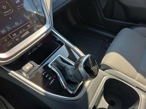 Certified 2025 Subaru Outback Premium image 34