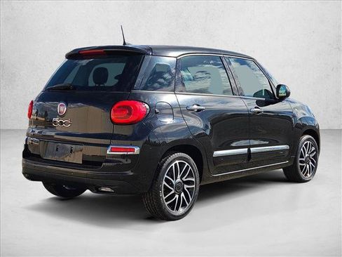 Used 2019 FIAT 500L Pop w/ Popular Equipment Group image 5