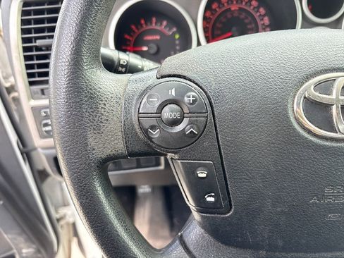 Used 2013 Toyota Tundra Grade image 18