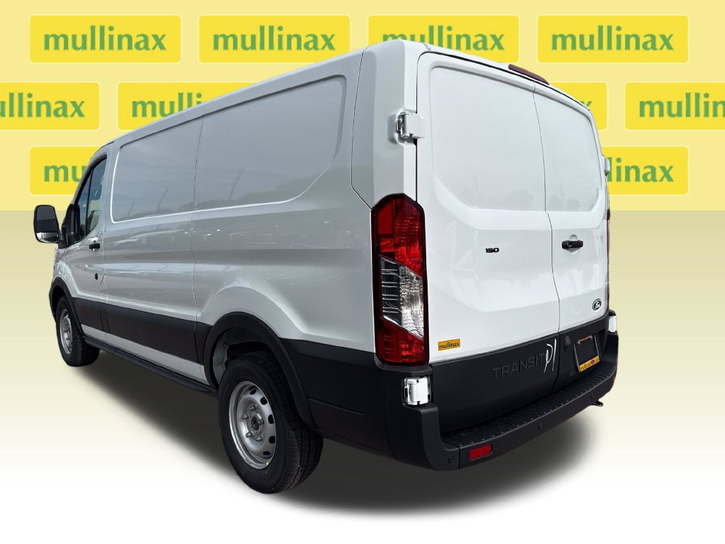 New 2027 Ford Transit 150 Low Roof w/ Load Area Protection Package RWD image 4