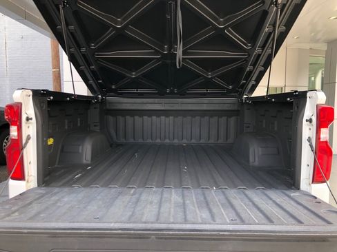 Used 2020 Chevrolet Silverado 1500 LT Trail Boss w/ Convenience Package image 7