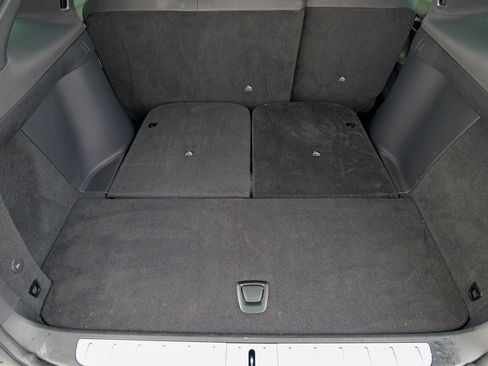 Used 2018 Tesla Model X 75D image 43