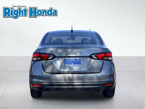 Used 2025 Nissan Versa S w/ Trunk Package FWD image 5