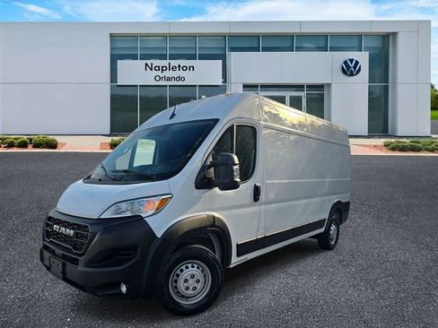 Used 2024 RAM ProMaster 2500 w/ Convenience Group FWD image 31