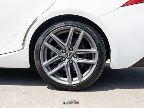 Used 2018 Lexus IS 300 F Sport w/ F Sport Package RWD image 12