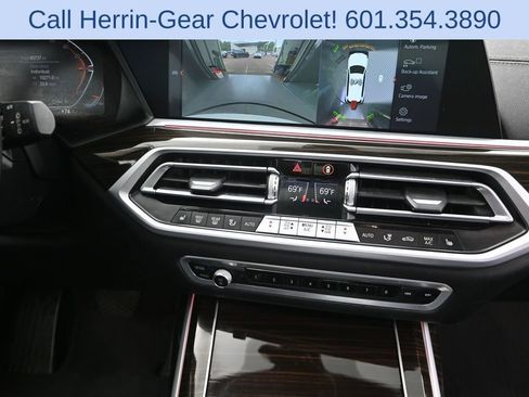 Used 2021 BMW X7 xDrive40i w/ Parking Assistance Package AWD/4WD image 29
