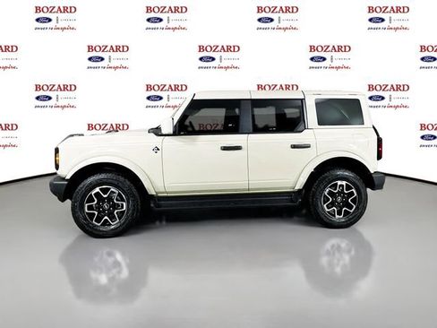 New 2026 Ford Bronco Outer Banks image 4