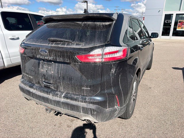 Used 2022 Ford Edge Titanium w/ Equipment Group 301A AWD/4WD image 10