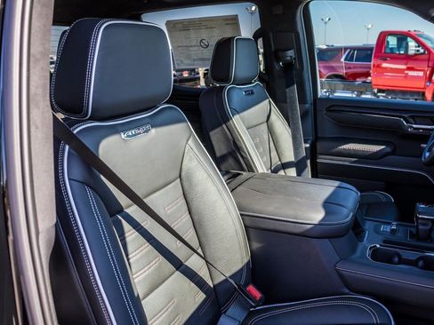 New 2025 GMC Sierra 1500 AT4X image 17