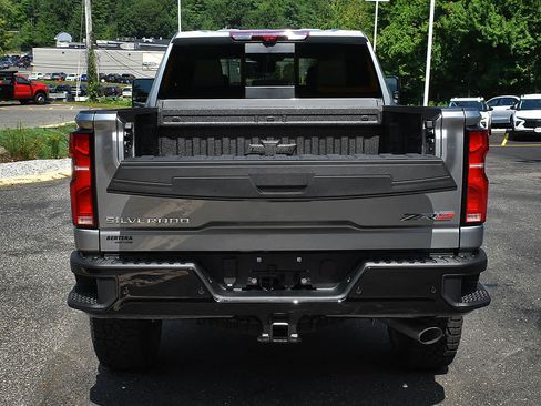 New 2026 Chevrolet Silverado 2500 ZR2 w/ LPO, Dark Essentials Package AWD/4WD image 16