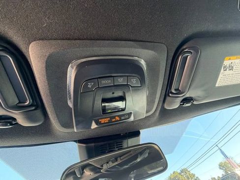 Used 2024 Toyota Corolla SE FWD image 16