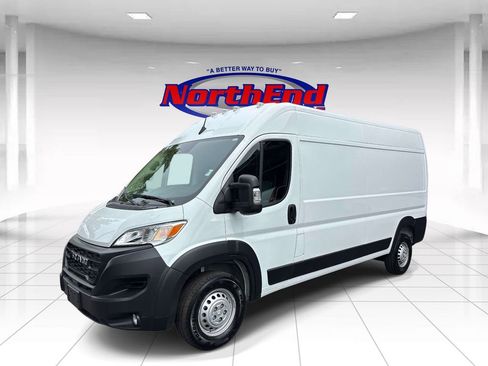 Used 2026 RAM ProMaster 2500 w/ Convenience Group FWD image 7