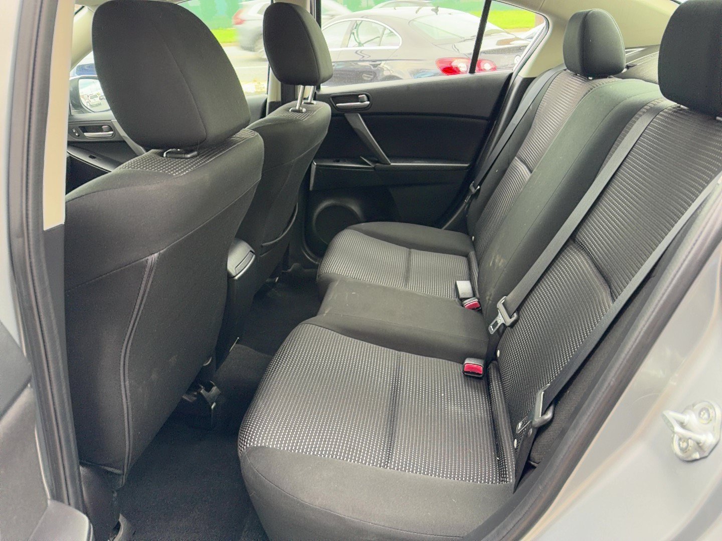 Used 2012 MAZDA MAZDA3 i Sport FWD image 14