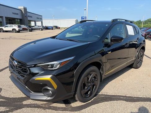 Used 2025 Subaru Crosstrek 2.5i Sport AWD/4WD image 3