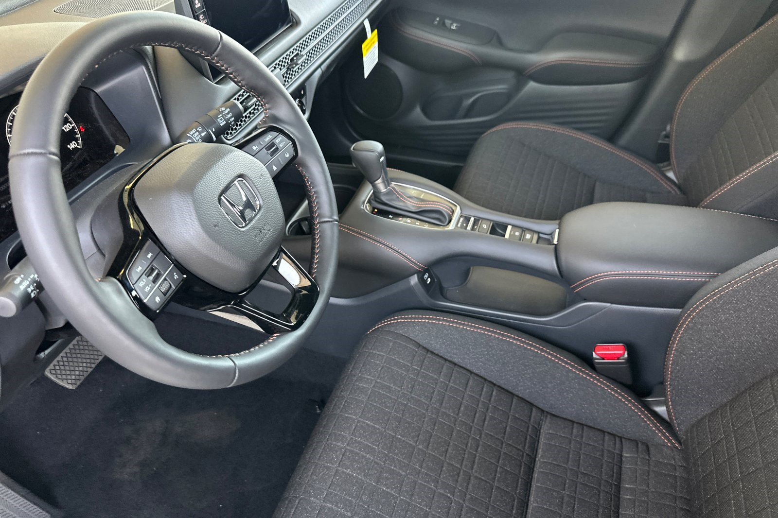 Certified 2026 Honda HR-V Sport image 4