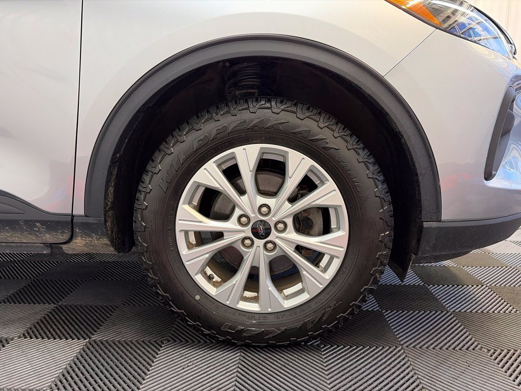 Used 2023 Ford Escape Active AWD/4WD image 25