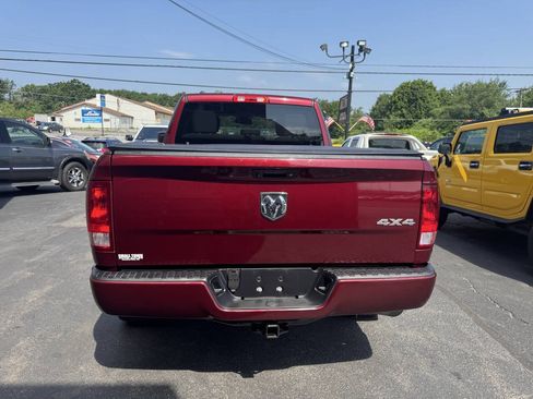 Used 2018 RAM 1500 Express AWD/4WD image 7