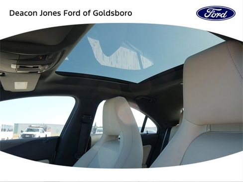 Used 2019 Mercedes-Benz CLA 250 CLA 250 image 28