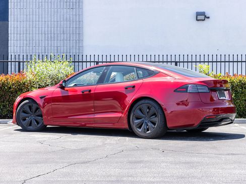 Used 2022 Tesla Model S Standard Range AWD/4WD image 9