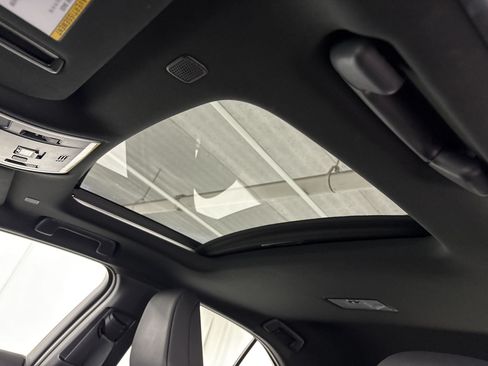 Used 2024 Lexus UX 250h FWD image 22
