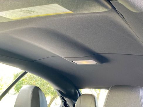 Used 2017 BMW 430i Convertible image 4