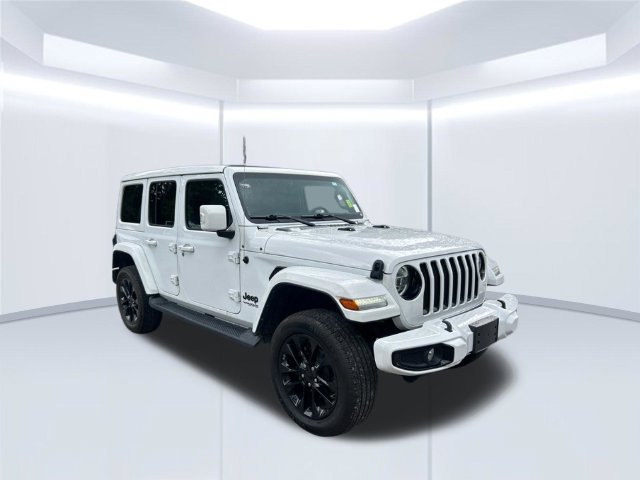 Used 2022 Jeep Wrangler Unlimited Sahara AWD/4WD image 19