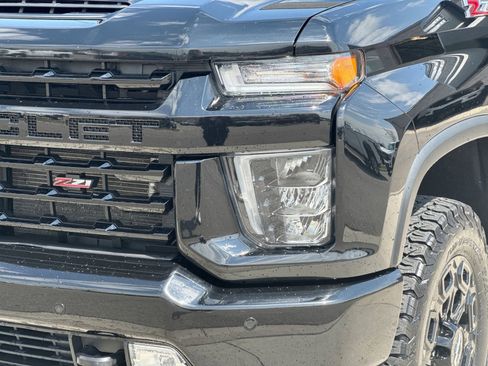 Used 2022 Chevrolet Silverado 2500 LTZ w/ LTZ Plus Package AWD/4WD image 13