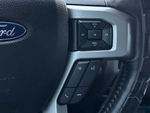 Used 2017 Ford F150 Lariat image 35