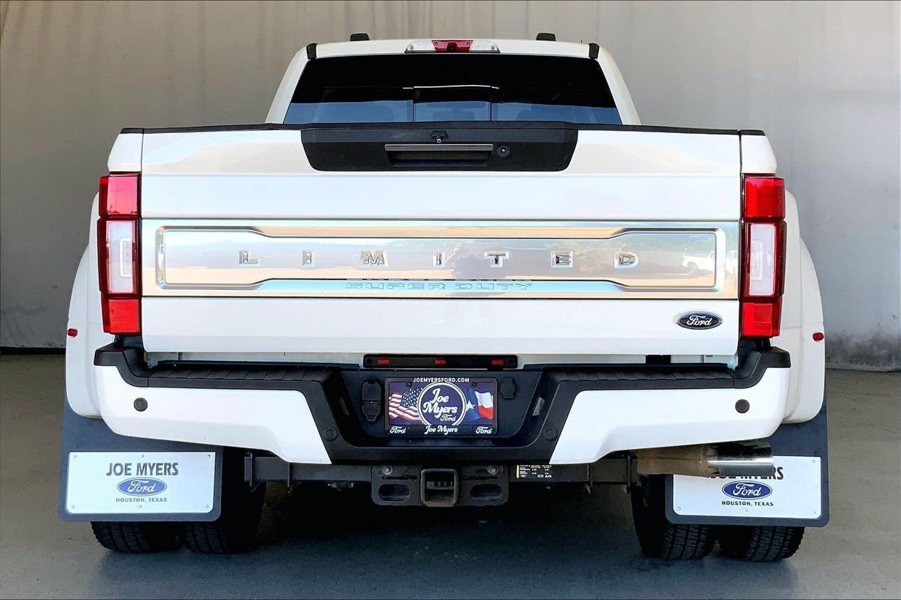 Used 2020 Ford F350 Limited AWD/4WD image 3