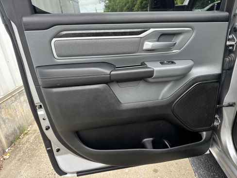 Used 2020 RAM 1500 Big Horn AWD/4WD image 9