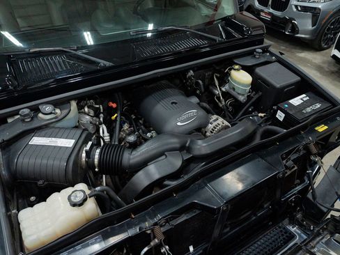 Used 2003 HUMMER H2 w/ Preferred Equipment Group image 60