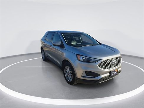 Certified 2023 Ford Edge SEL image 13