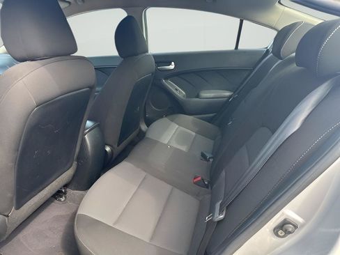 Used 2018 Kia Forte LX FWD image 12