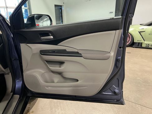 Used 2012 Honda CR-V LX image 36