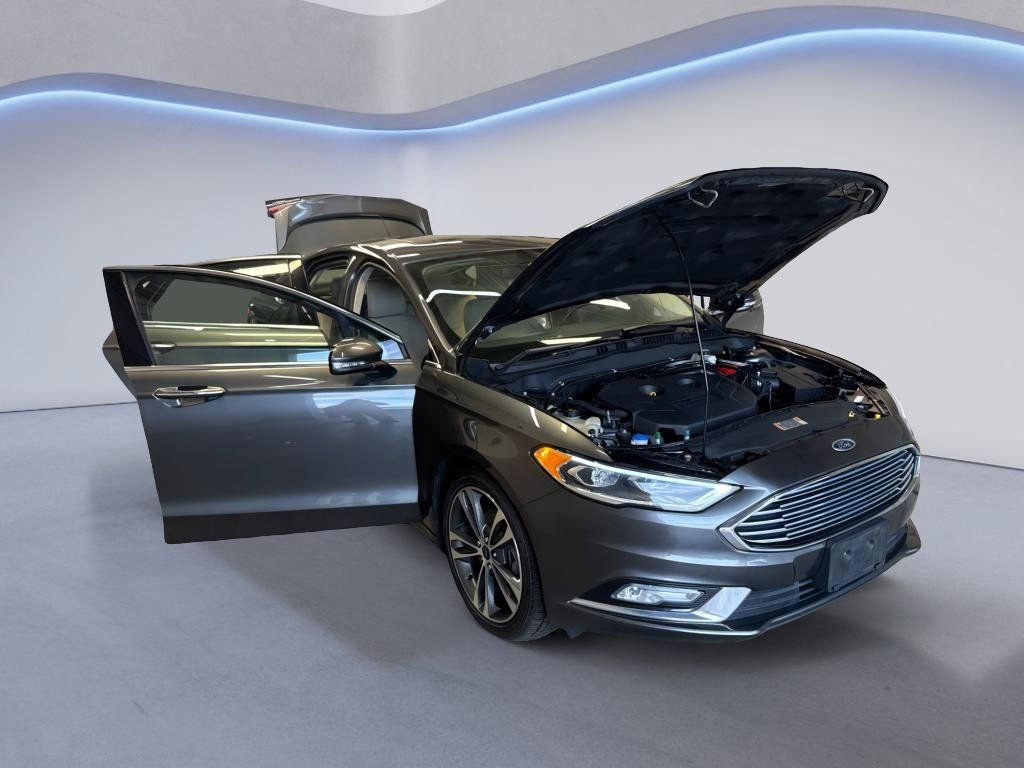 Used 2017 Ford Fusion Titanium AWD/4WD image 9