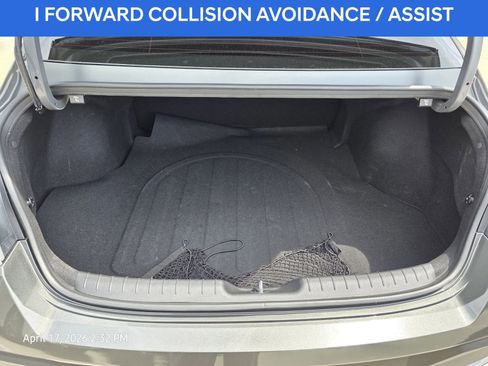 Certified 2025 Hyundai Elantra Sport FWD image 18