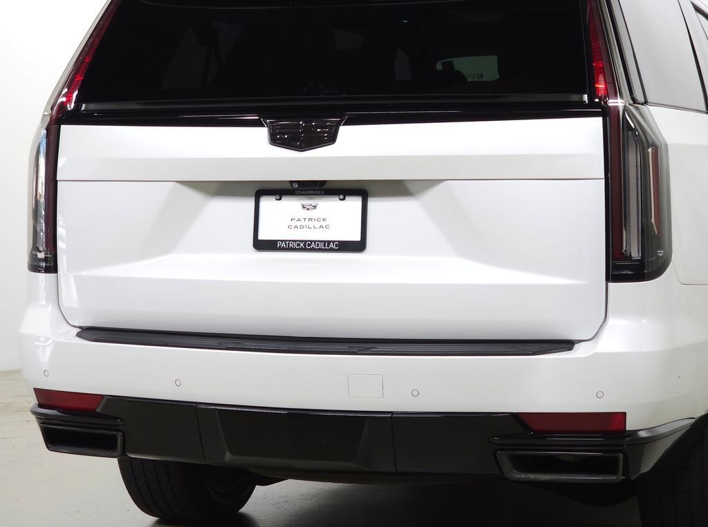 Used 2022 Cadillac Escalade ESV Sport AWD/4WD image 7