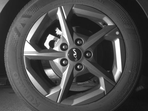 Used 2025 Kia K4 FWD image 18