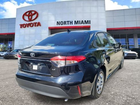Used 2025 Toyota Corolla LE image 4