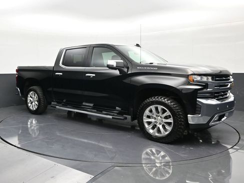 Used 2020 Chevrolet Silverado 1500 LTZ w/ LTZ Plus Package RWD image 7