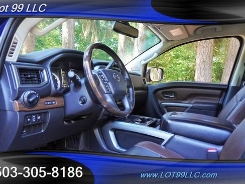 Used 2018 Nissan Titan Platinum Reserve w/ Platinum Utility Package AWD/4WD image 13