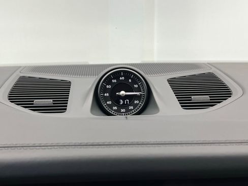 Used 2026 Porsche Cayenne Coupe AWD/4WD image 12
