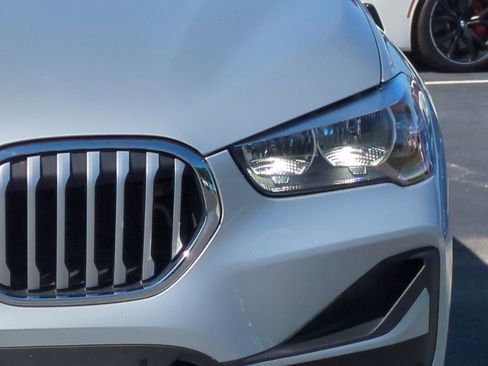 Used 2021 BMW X1 xDrive28i w/ Convenience Package AWD/4WD image 6