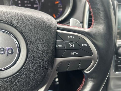 Used 2017 Jeep Grand Cherokee Trailhawk w/ Trailhawk Luxury Group image 26