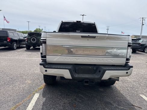 Used 2019 Ford F250 Platinum w/ Platinum Ultimate Package image 6