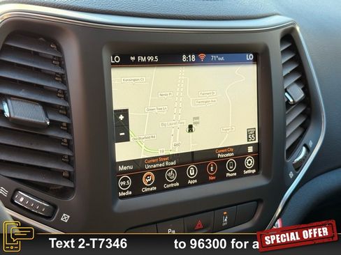 Used 2023 Jeep Cherokee Altitude Lux image 19
