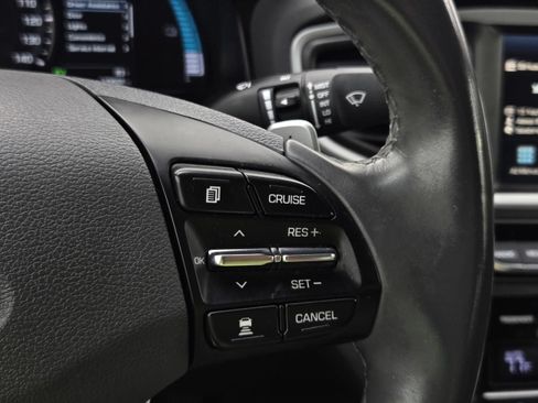 Used 2019 Hyundai Ioniq Limited FWD image 31